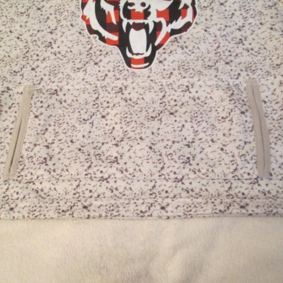 3/$25 Chicago Bears Hoodie Size Small - Picture 3 of 7